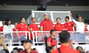 6258Menpora-Dito-Dampingi-Presiden-Jokowi-Tonton-Kemenangan-Timnas-Indonesia-Atas-Filipina-2-0