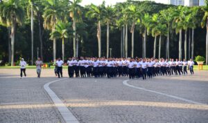 WhatsApp Image 2024-12-13 at 22.07.47 Wadan Komar Pimpin Prajurit Mako Kormar Olahraga Bersama di Monas