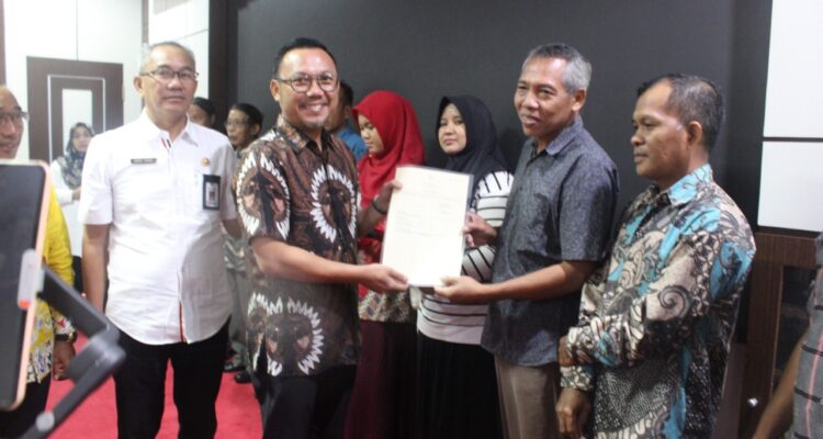 BPN Palangka Raya Bergerak, Sertifikat Elektronik Dibagikan kepada Pelaku UMKM dan Perikanan