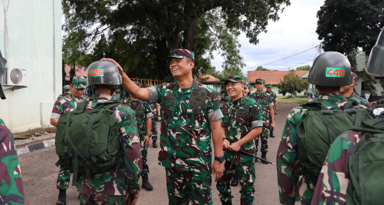 Wakasad Cek Langsung Pusat Pendidikan TNI AD, Pastikan Standar Tetap Terjaga