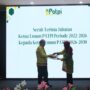 Serah terima jabatan Ketua Umum PATPI dari Prof. Giyatmi kepada Prof. Feri Kusnandar. Sumber foto: dialoguejakarta.com/PR